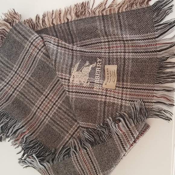 Burberry Extra Large Scarf Shawl Blanket - Picture 1 of 7